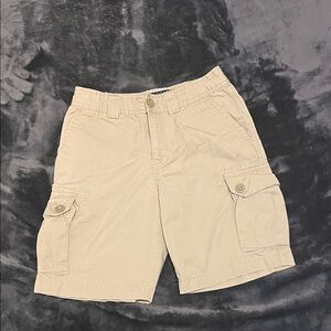 Polo Ralph Lauren boys shorts size (10). Khaki. Like New.  Buttons. Cargo style.